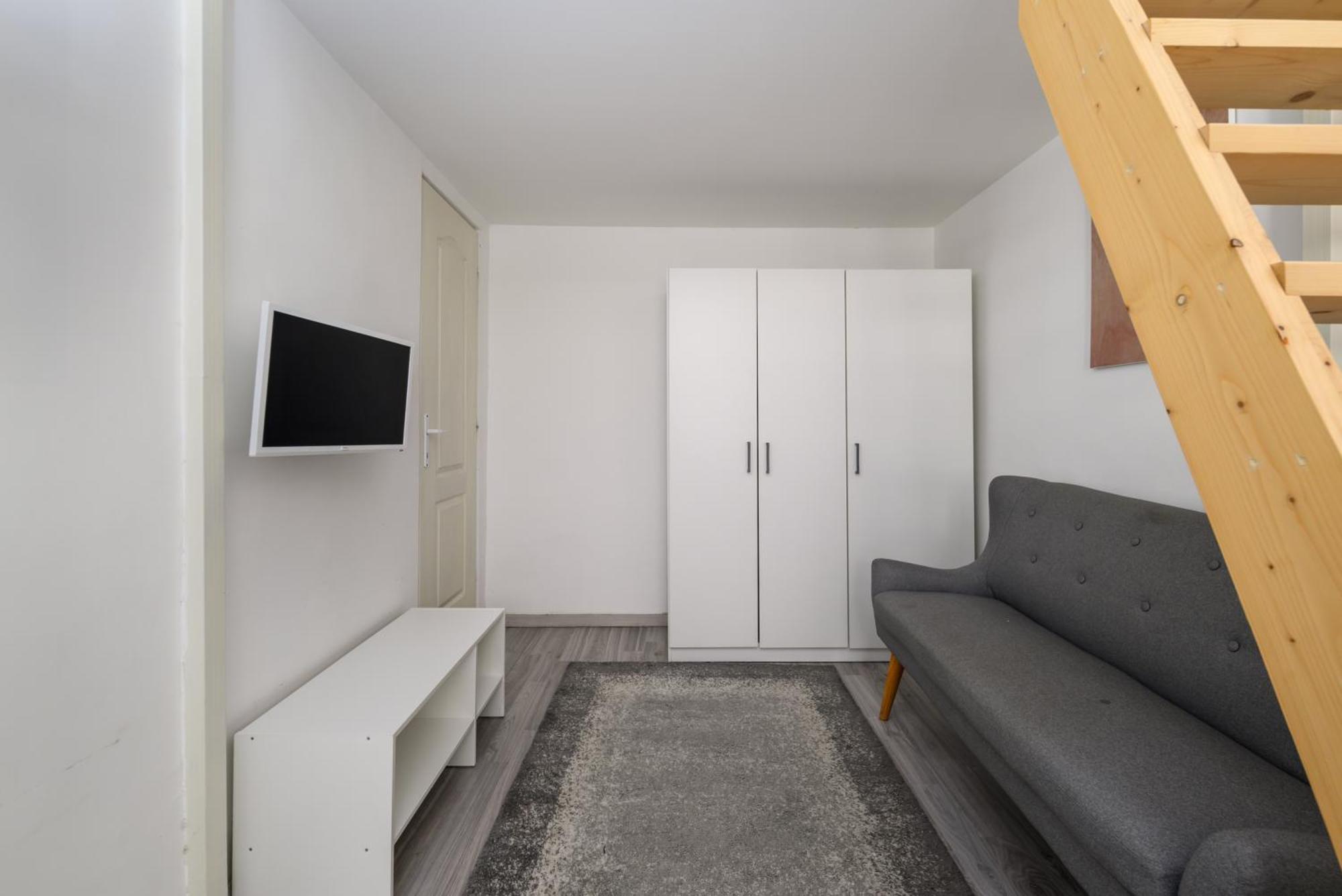 5 Bedrooms Keleti-Home بودابست المظهر الخارجي الصورة