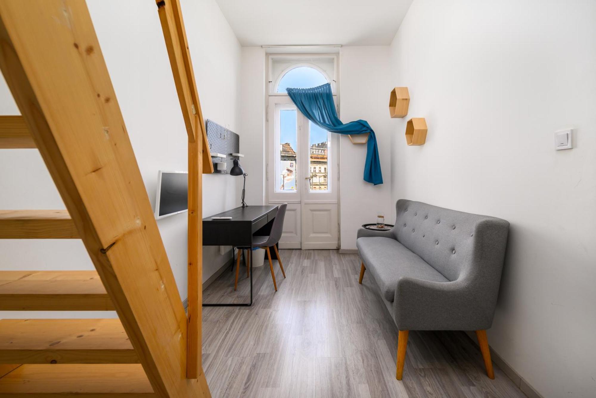 5 Bedrooms Keleti-Home بودابست المظهر الخارجي الصورة