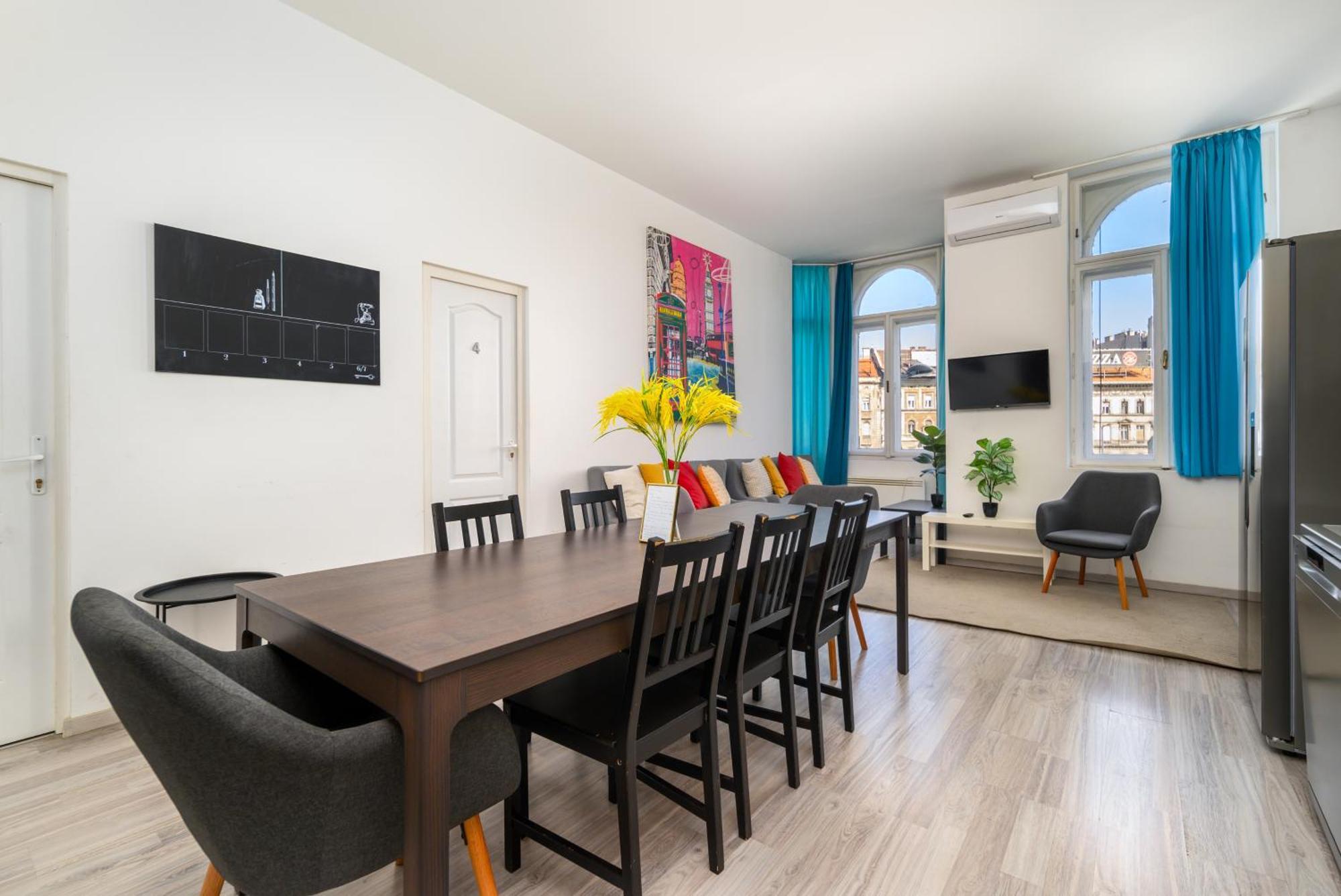 5 Bedrooms Keleti-Home بودابست المظهر الخارجي الصورة
