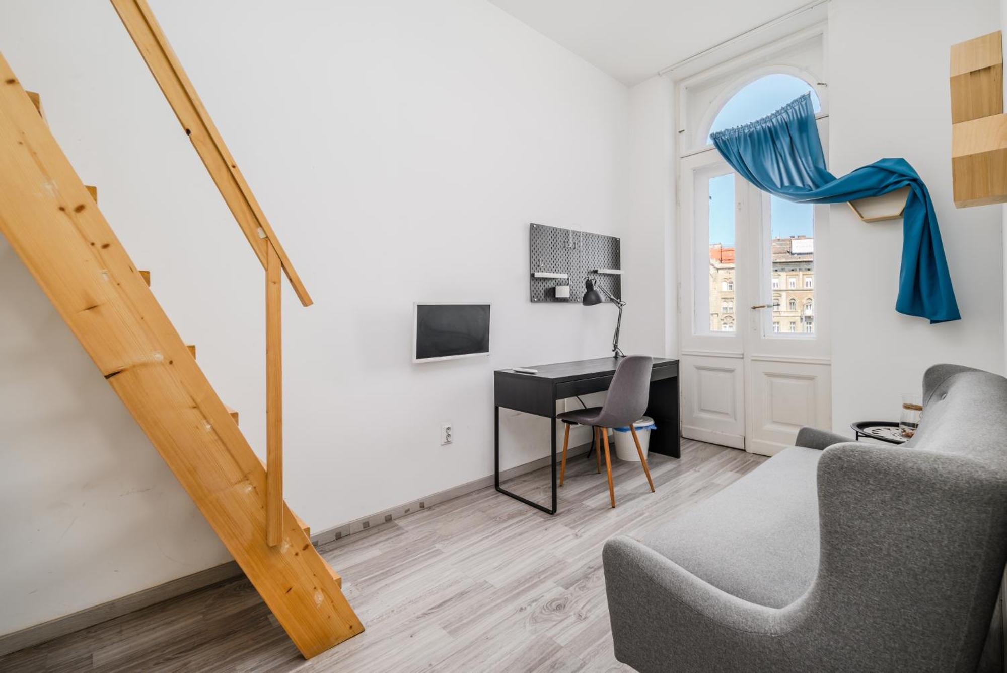5 Bedrooms Keleti-Home بودابست المظهر الخارجي الصورة